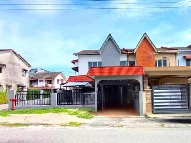 End Lot 2 Storey Terrace Jalan Sri Damak Taman Sri Andalas Klang