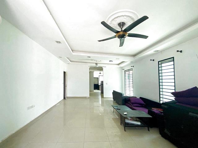 END LOT 2 Storey Terrace Nusari Aman 2 Bandar Sri Sendayan