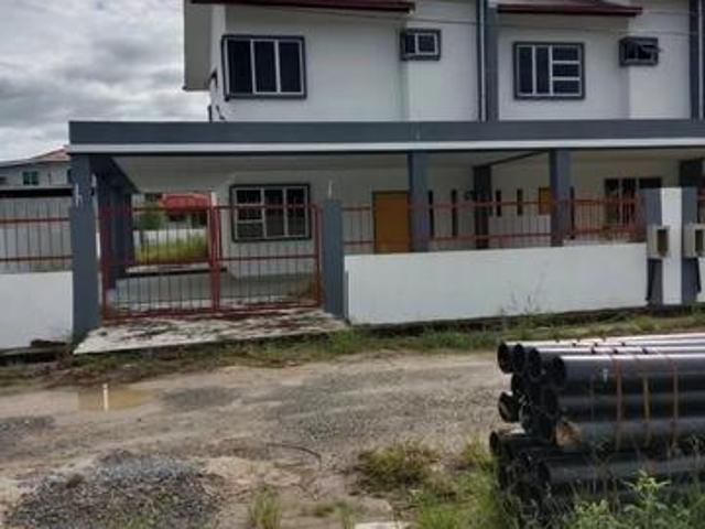 End Lot 2Storey Terraced House For Sale