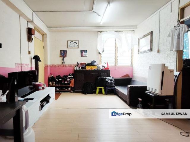 End Unit Level 4 Flat Low Cost Seksyen 10 Wangsa Maju Kuala Lumpur