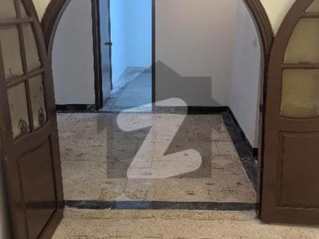 End Your Search For Flat Here And Rent Now Rufi Lake Drive Apartments