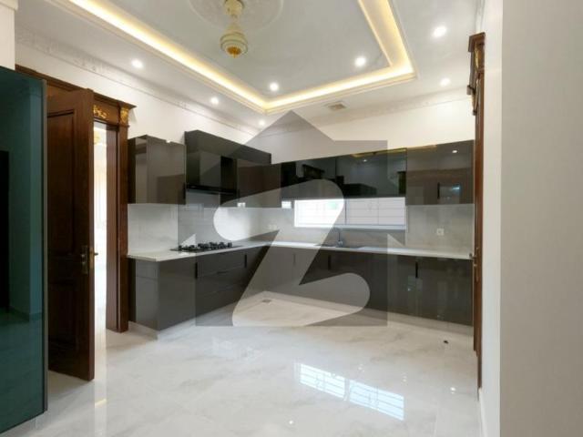 End Your Search For House Here And sale Now Formanites Housing Scheme Block K