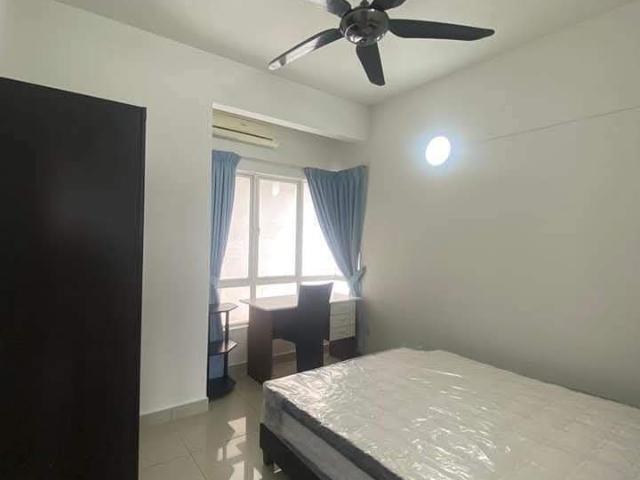 [Endah Promenade] Mixed Gender Unit Medium Room Rent Near Bukit Jalil, APU University