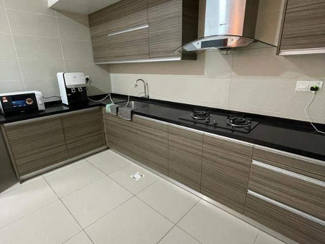 Endah Regal Condominium ROOM RENTAL