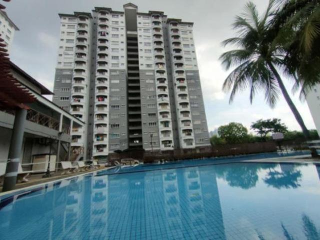 Endah ria condo Sri petaling 947sqft 3r2b Below market value