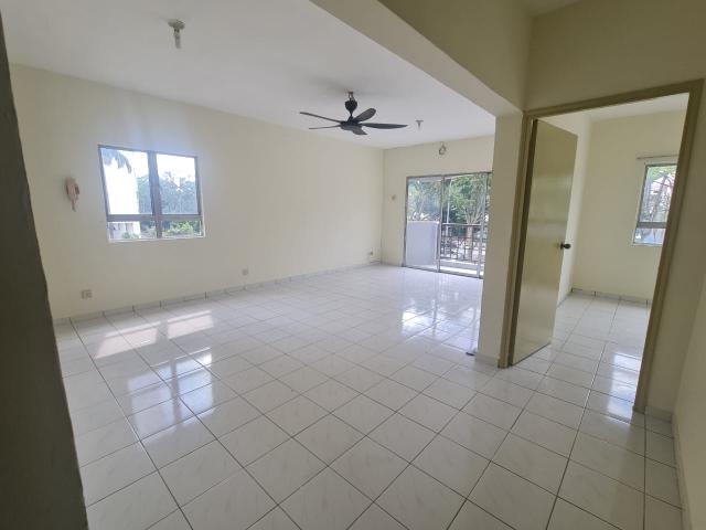 endah ria, condominium