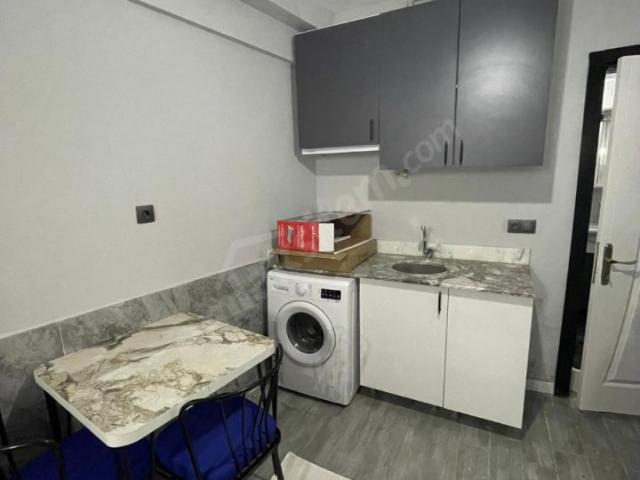 ENDER UYSAL GAYRİMENKULDEN 15 MAYISTA SATILIK 1+1 SIFIR EŞYALI BAHÇE KATI FIRSAT APART.