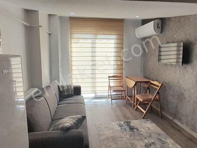 Ender Uysal Gayrimenkulden Yunusemre Mahallesin De Kiralık Balkonlu Çatı Katı Apart.
