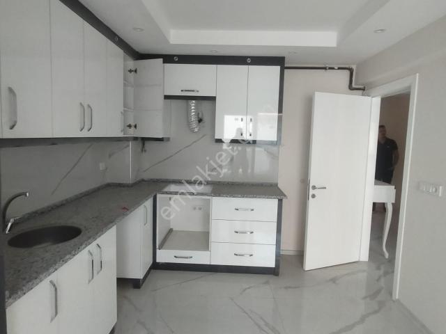 Ender Uysal Gayrimenkulden Foruma Yakın Satılık 4+1 Sıfır Dublex Daire.
