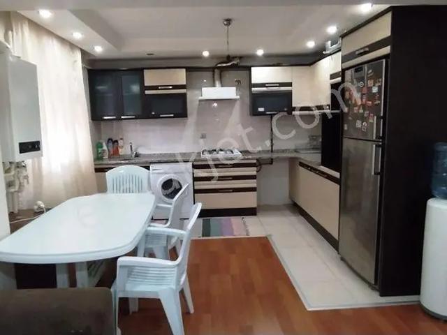 Ender Uysal Gayrimenkulden Kınıklı Da Kampüse Yakın 3+1 Eşyalı Daire.