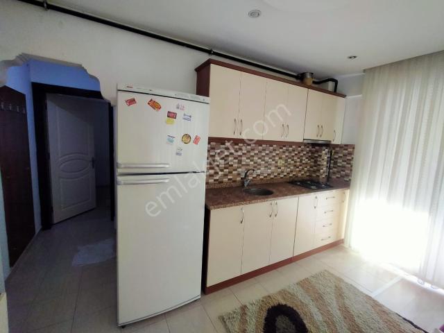 Ender Uysal Gayrimenkulden Kiralık Kampüste Kiralık Eşyalı Apart.