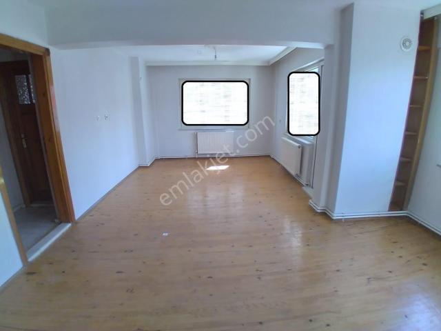 Ender Uysal Gayrimenkulden Satılık Fırsat 2+1 Arakat Daire
