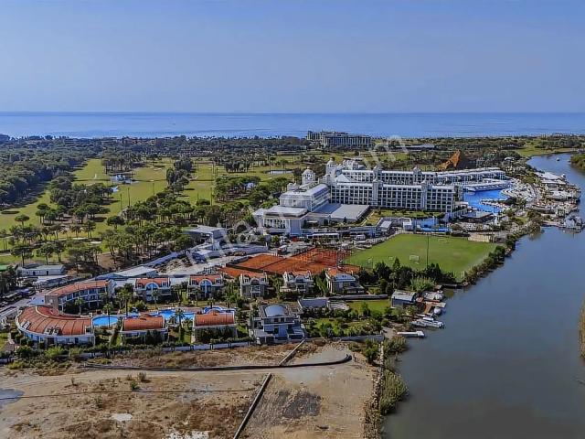 Ender Kortan'dan Belek'te Triblex İkiz Villa
