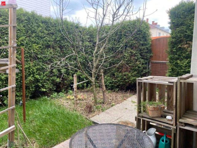 Endlich Platz für euch zwei oder drei – Reihenendhaus mit Garten