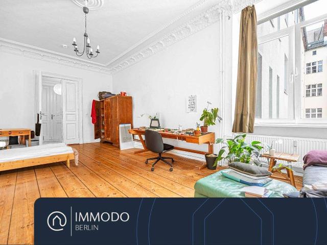 ? Endlich Zuhause ruhige 2 Zimmer Altbau Wohnung mit Dielen und ca. 3.2m hohe Decken