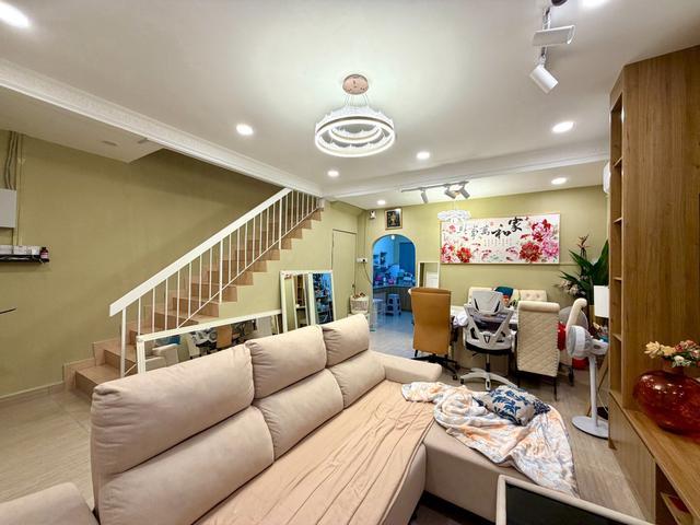 Endlot 2 Storey House Batu 9 Taman Sri Aman KL Cheras Super Cheap