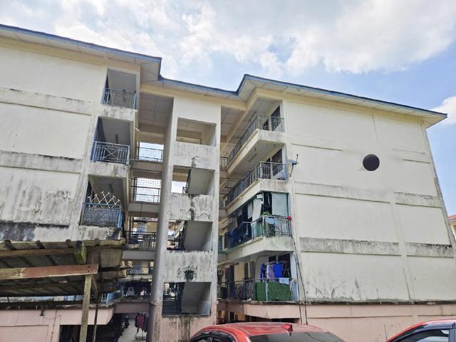 Endlot Apartment College Height Pajam Mantin