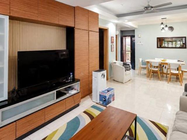 ENDLOT GROUND FLOOR 3Storey Townhouse Prima Court Saujana Melawati KL