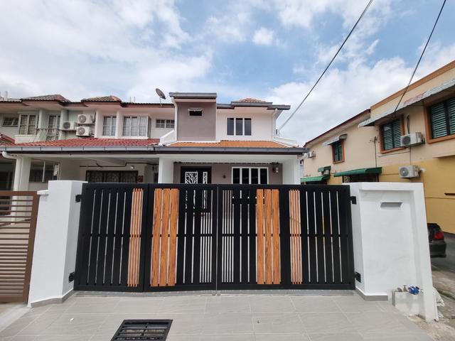 Endlot Double Story 18x60 Kitchen Extend Freehold Bukit Puchong Utama