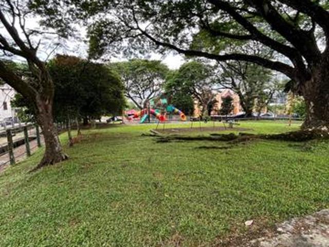 One Neighbour Park Beside You Endlot 2storey Gasing Indah PJ