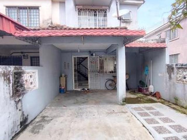 ENDLOT EXTENDED KITCHEN 2 Storey Terrace Bandar Tasik Puteri