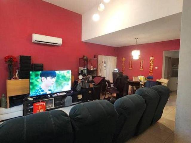 Endlot Extra 10 Feet 2 Storey Renovated Tmn Putra Prima Puchong