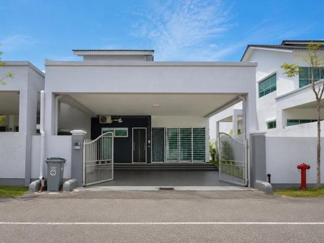 ENDLOT FREEHOLD 2 Storey Taman Nuri Fasa 3 Durian Tunggal Melaka