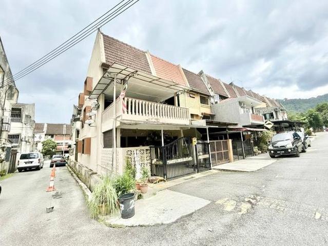 Endlot with balcony Taman Bukit Teratai Ampang