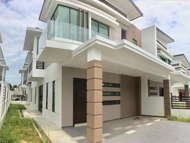 Endlot with Land35x75 2 Storey Fully Furnished Sepang