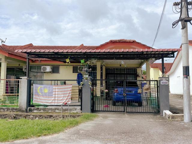 Endlot Tered 1 Tingkat Taman Desa PD Rantau Negeri Sembilan