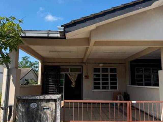 Endlot teres setingkat indera mahkota 15