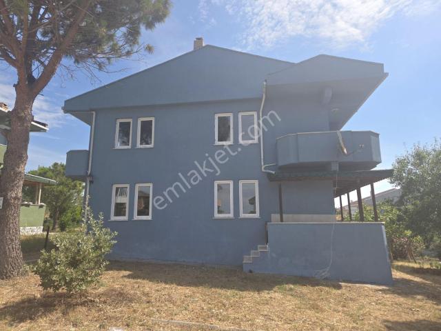 Enez Gülçavuş Çamkent Sitesinde Müstakil Bahçeli Satılık Yazlık