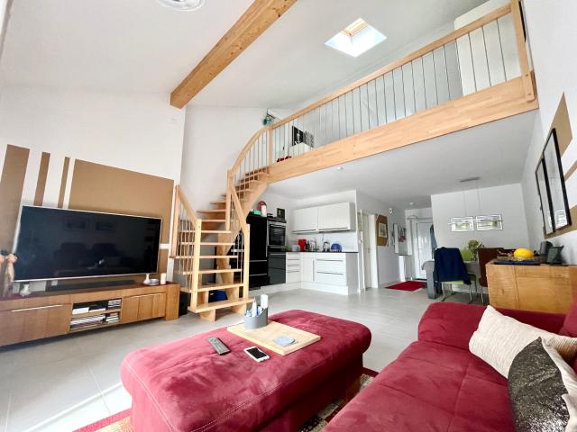 Energieeffizient & modern! 2 Zimmer Maisonette Wohnung mit Balkon und EBK