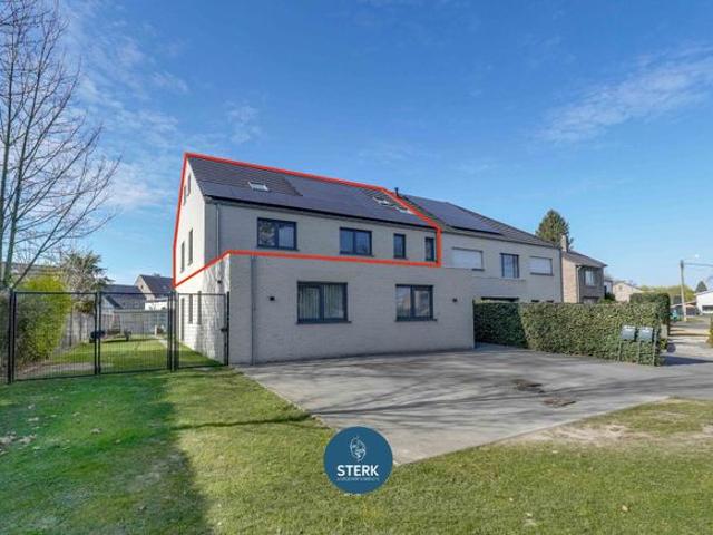 ENERGIEZUINIG DUPLEX APPARTEMENT MET 4 SLPKS TE SMEERMAAS L