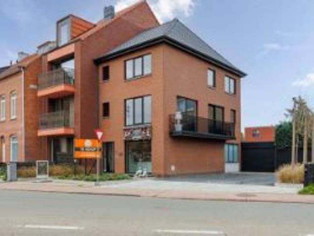 Energiezuinige woning met handelsruimte op toplocatie