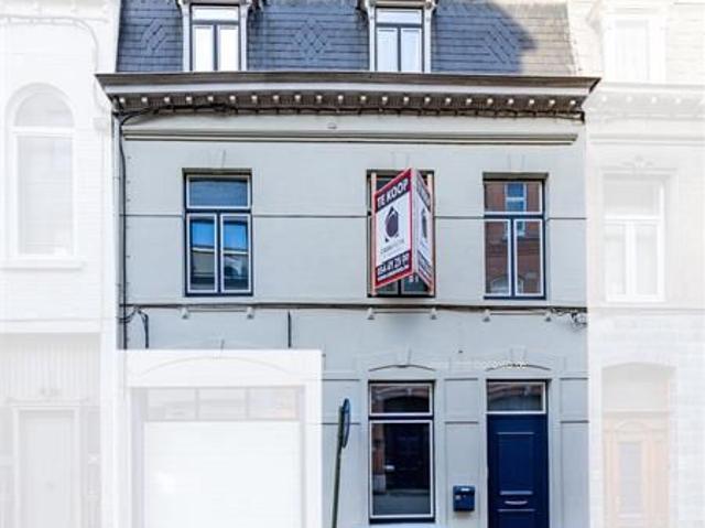 ENERGIEZUINIGE EN UNIEKE SPLIT LEVEL WONING MET A LABEL GESCHIKT VOOR COMBI WERK WONEN 3 SLPK en RUIM ZONNETERRAS