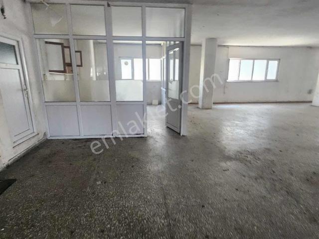 Enes Yeterden 400 M2 Kiralık İş Hani Katı