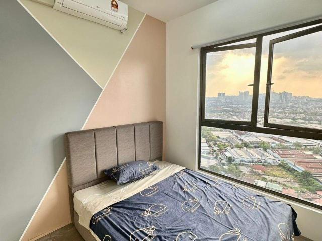 Enesta Suite Fully Furnished Brand new Room 1 Min to MRT Jinjang kepong | Utilities Included