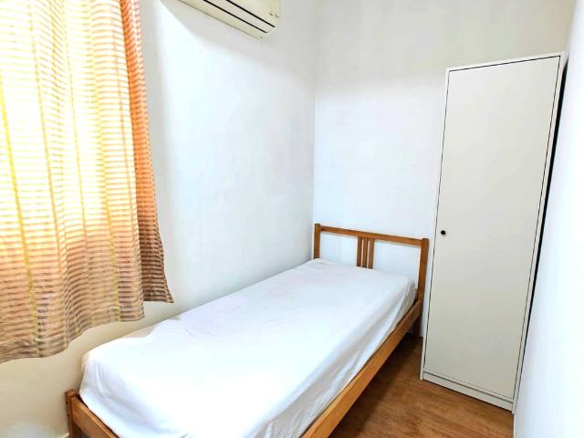 Eng Aun Mansion D11, Apartment