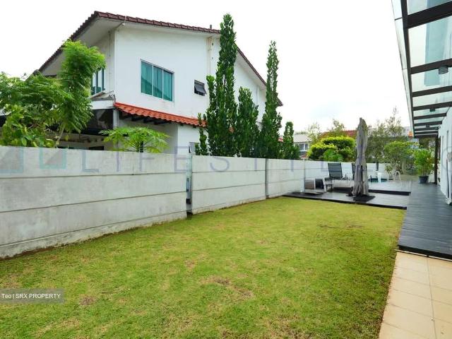 Eng Kong Park D21, Semi