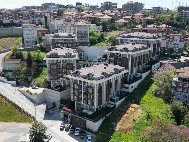 Çengelköy De Site İçersinde Satılık Lüks Daire