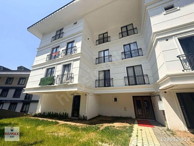 Çengelköy Güzeltepe 'De Yeni Binada Ferah Satılık 2+1 Daire