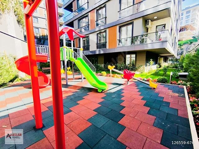 ÇENGELKÖY HASBAHÇEVLERİNDE SATILIK 3.5+1 166 M2 ARAKAT DAİRE