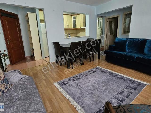Çengelköy Kuleli' De Eşyalı Kiralık 2+1 Daire