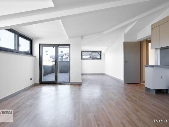 ÇENGELKÖY LOFT'TA BOĞAZ MANZARALI 5+2 SATILIK DUBLEKS DAİRE