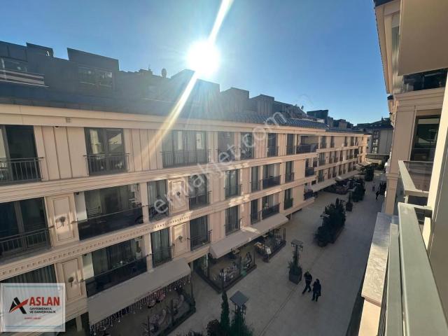 Çengelköy Meydan Konut &açık Çarşı Projesinde 2+1 Daire