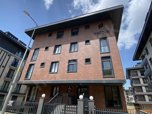 ÇENGELKÖY SIRTLARINDA DE KISMI MANZARALI SATILIK DAİRE