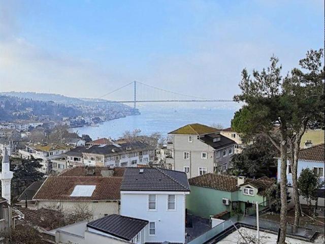 ÇENGELKÖY'DE BOĞAZ MANZARALI SATILIK 3+1 DAİRE