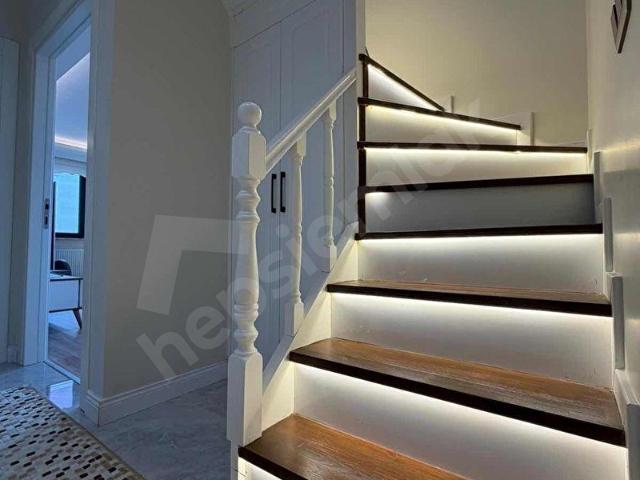 ÇENGELKÖY'DE SATILIK 6+2 DUBLEX DAİRE