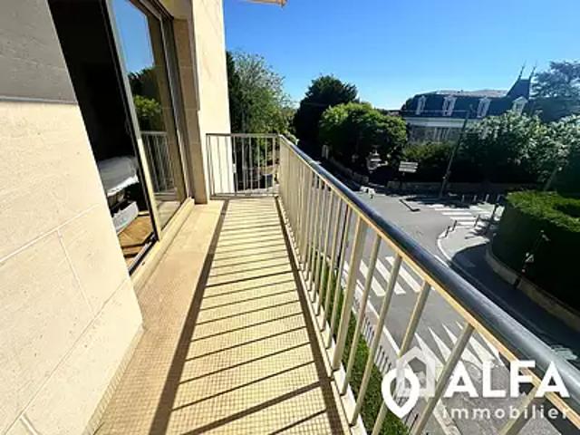 Enghien les Bains 95880 Achat / Vente appartement 3 pièces t3 cave